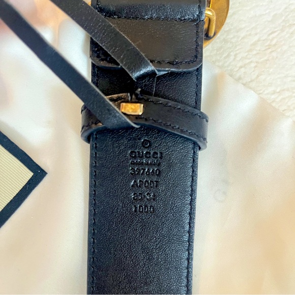 Gucci Black Leather Belt with Gold GG Buckle 😍 - Picture 7 of 9